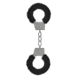 Catuse din plus negre